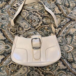 Elegant white Shoulder Bag with Silver hardware